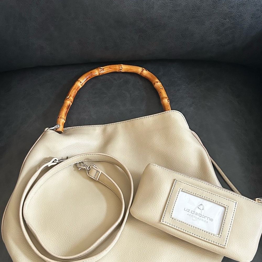 Liz Claiborne Cream Shoulder Bag with Bamboo Handle w matching attached wallet
